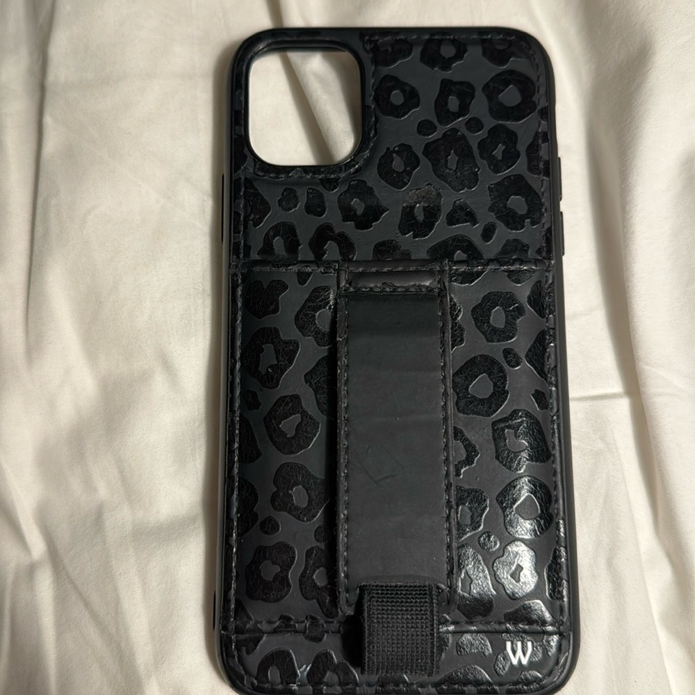 Walli IPhone 11 phone case